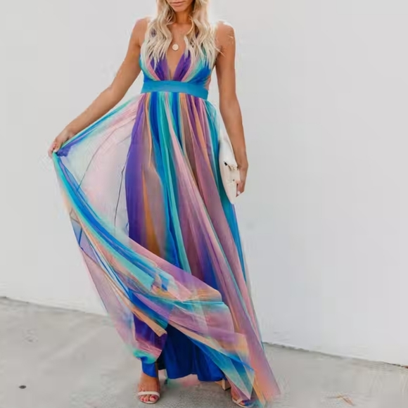 Vici Maxi Dress - Picture 5 of 6